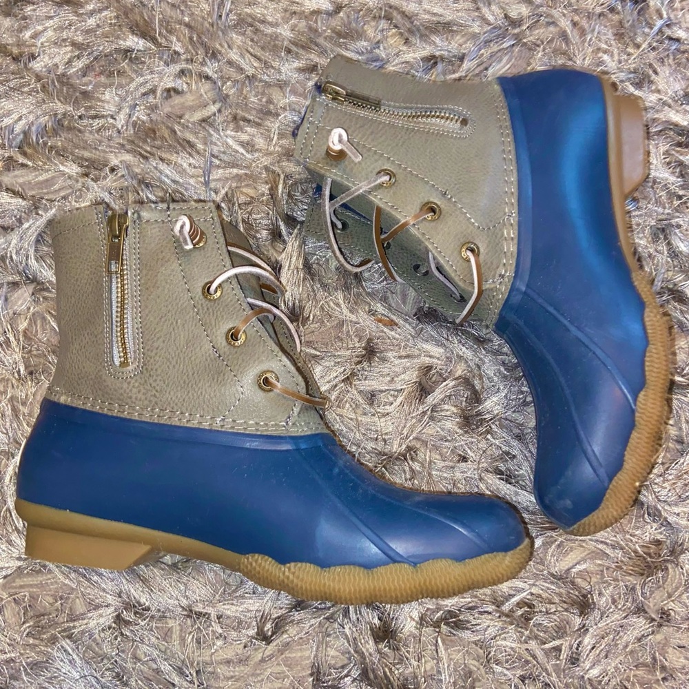 Like New Sperry Saltwater Duck Boots Size 8